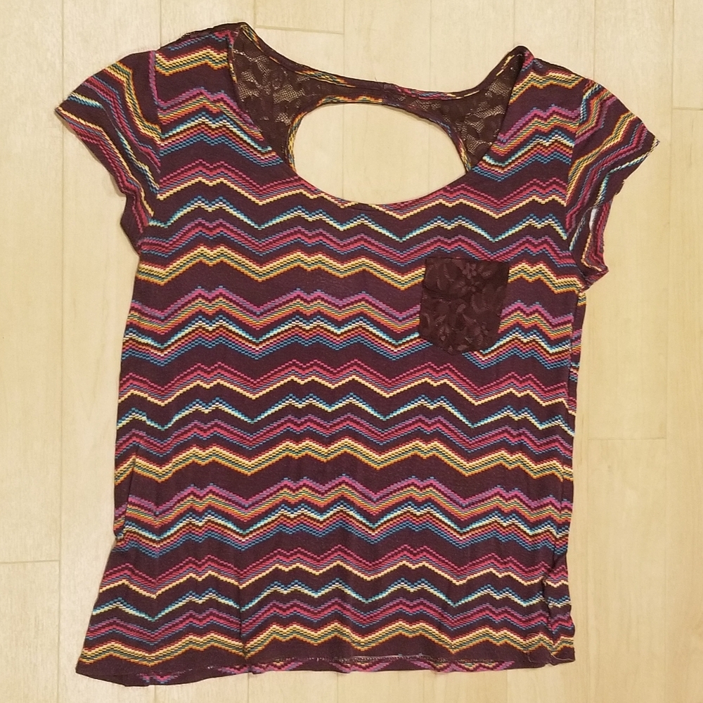 KIRRA short-sleeve tee with lace details